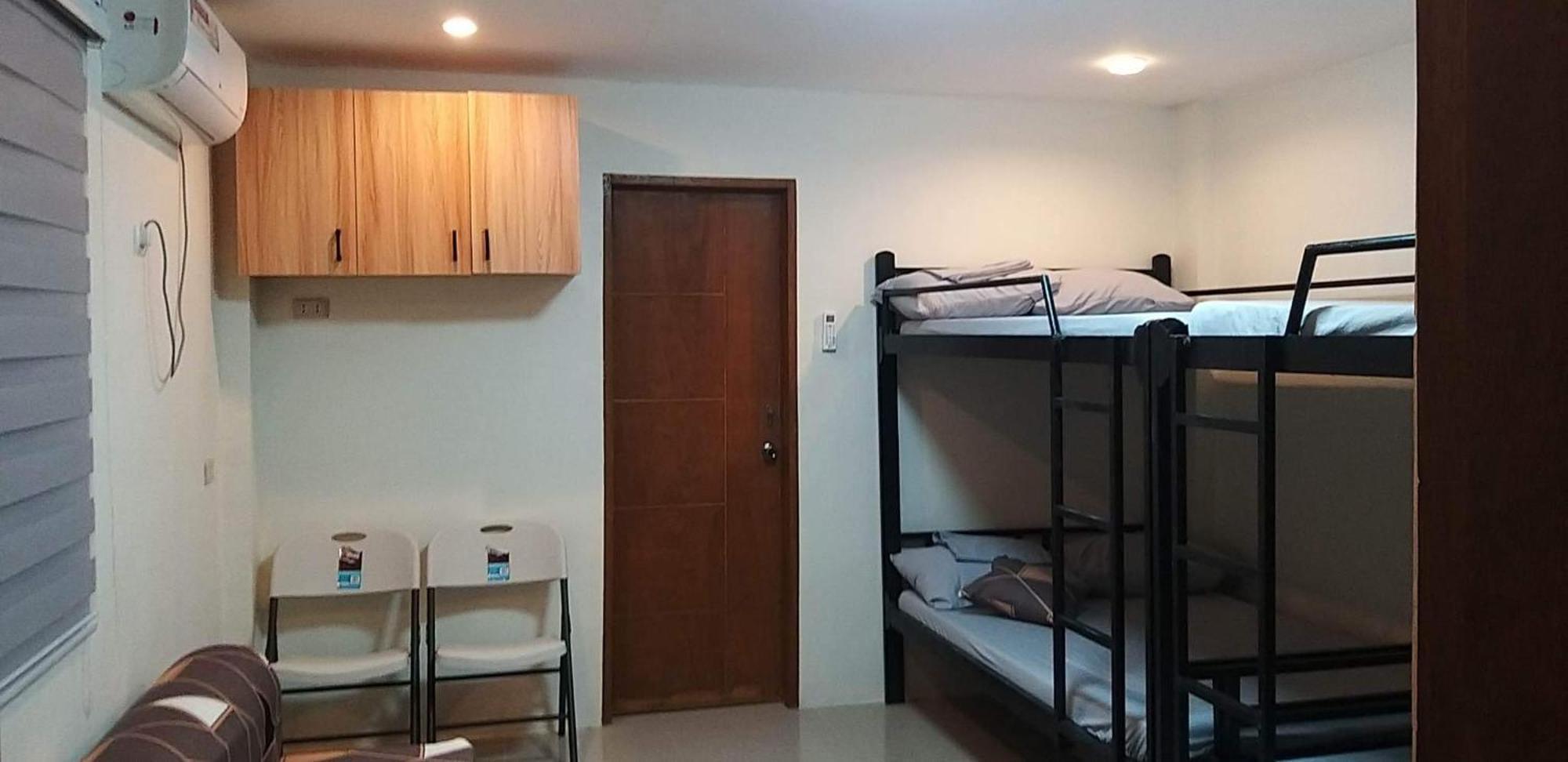 Richville Little Boracay Guest House Calatagan Exteriör bild